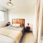 Будинок відпочинку Orethaga Piscine 10 Pers Vecchio *