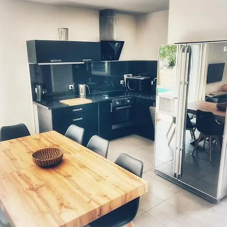 Orethaga Piscine 10 Pers Vecchio 別荘